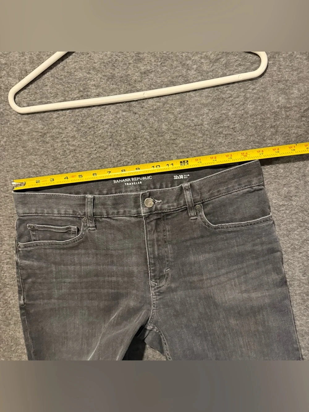 Banana Republic Traveler Jeans Pants Mens 32x30 Gray Slim Fit Cotton Stretch
